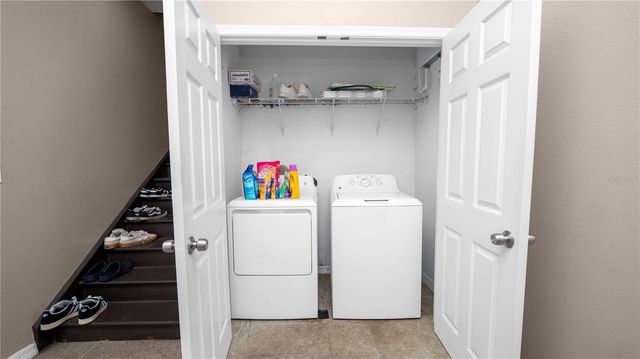 1128 STELLA AVENUE N, Lakeland, FL 33805