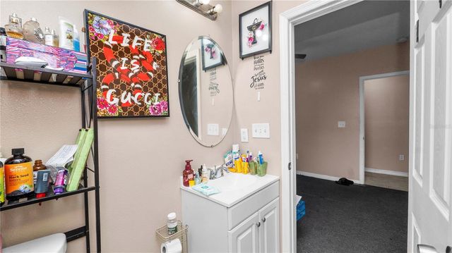 1128 STELLA AVENUE N, Lakeland, FL 33805