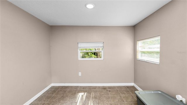 1128 STELLA AVENUE N, Lakeland, FL 33805