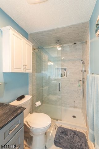 120 Willard St 14, Pompton Lakes Boro, NJ 07442