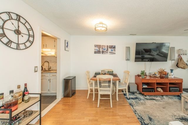 120 Willard St 14, Pompton Lakes Boro, NJ 07442