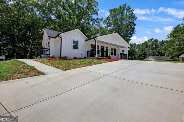 319 Stokes Avenue SE, Marietta, GA 30060