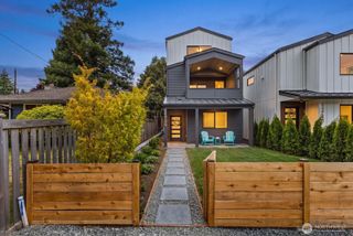 11748 Dayton Avenue N, Seattle, WA 98133
