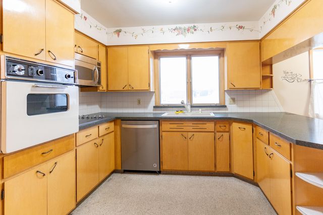 308 E Lyndhurst Street 308 E Lyndhurst Street, Sidney, OH 45365