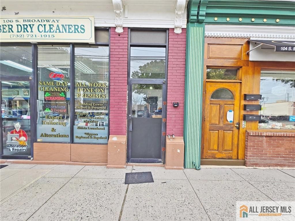 106 S Broadway, South Amboy, NJ 08879