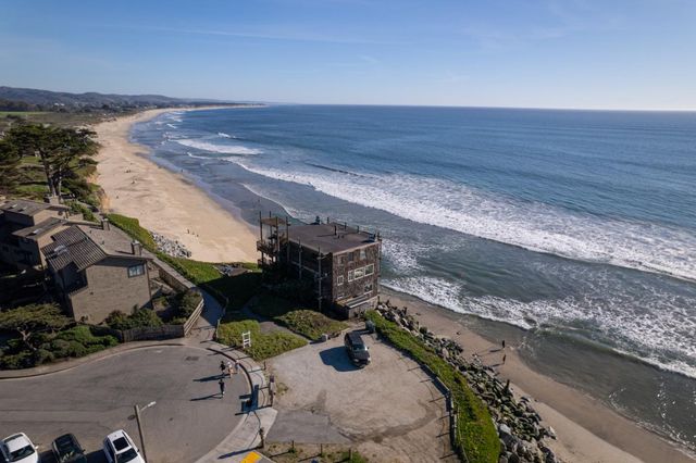 2 Mirada Road 3, Half Moon Bay, CA 94019