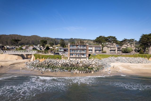 2 Mirada Road 3, Half Moon Bay, CA 94019