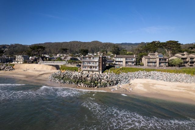 2 Mirada Road 3, Half Moon Bay, CA 94019