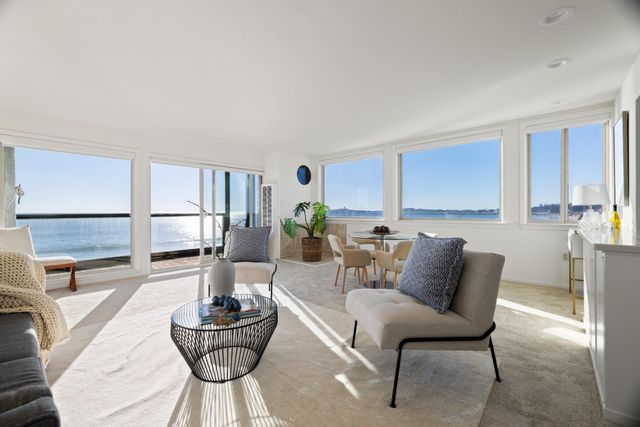 2 Mirada Road 3, Half Moon Bay, CA 94019