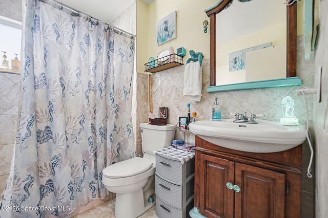 1131 Fairway Court NE, Palm Bay, FL 32905