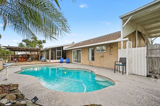 1131 Fairway Court NE, Palm Bay, FL 32905
