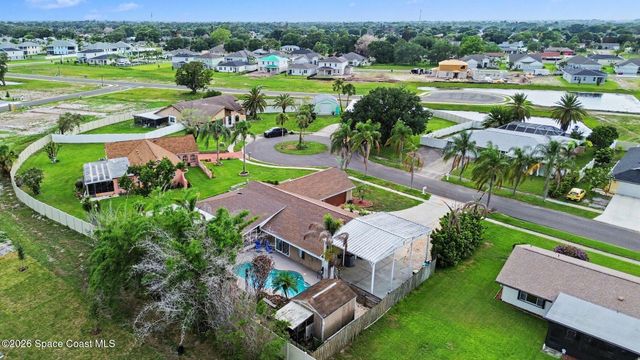 1131 Fairway Court NE, Palm Bay, FL 32905