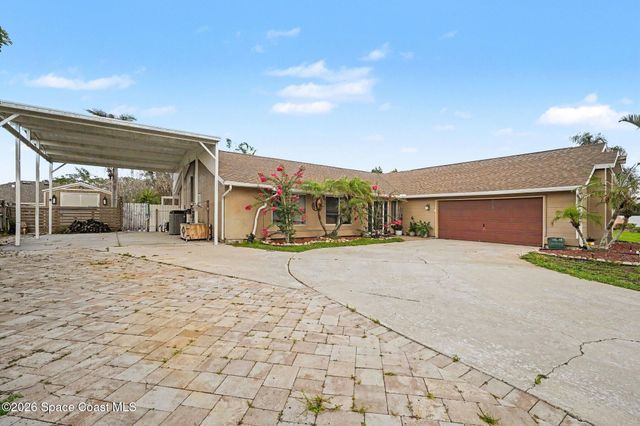 1131 Fairway Court NE, Palm Bay, FL 32905