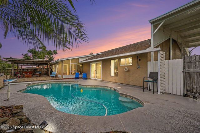 1131 Fairway Court NE, Palm Bay, FL 32905