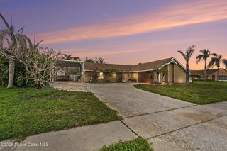 1131 Fairway Court NE, Palm Bay, FL 32905