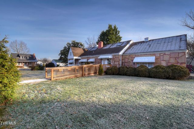 627 West Maple Street, Johnson City, TN 37604