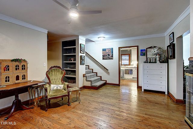 627 West Maple Street, Johnson City, TN 37604