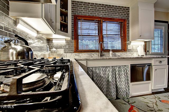 627 West Maple Street, Johnson City, TN 37604