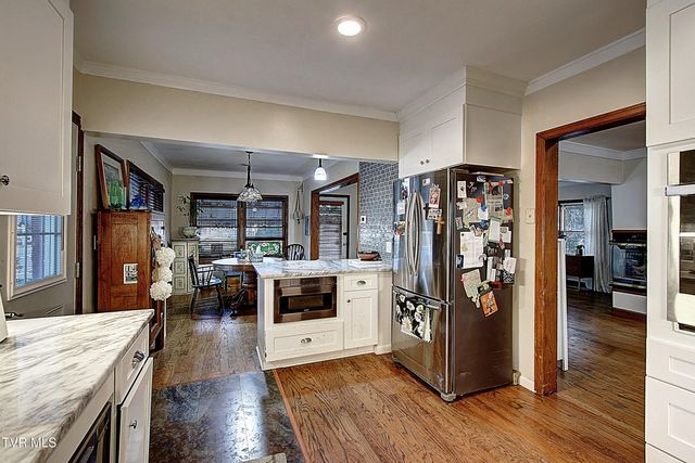 627 West Maple Street, Johnson City, TN 37604