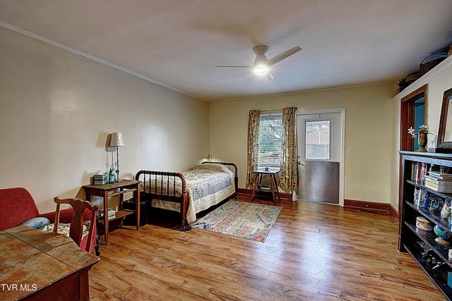 627 West Maple Street, Johnson City, TN 37604