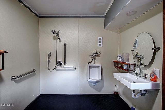 627 West Maple Street, Johnson City, TN 37604