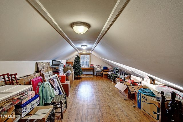 627 West Maple Street, Johnson City, TN 37604