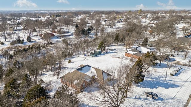 4980 E Chestnut Drive, Claremore, OK 74019