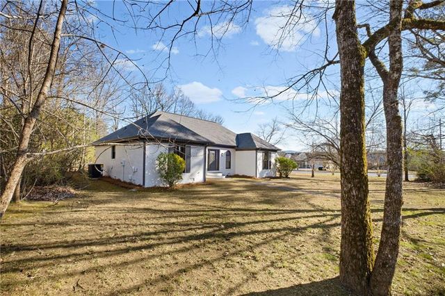 98 Sunridge NW Drive, Rome, GA 30165