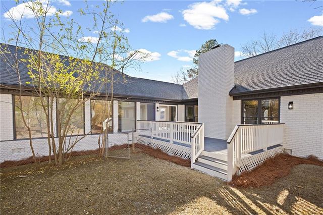 98 Sunridge NW Drive, Rome, GA 30165