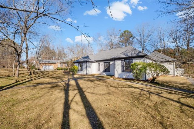 98 Sunridge NW Drive, Rome, GA 30165