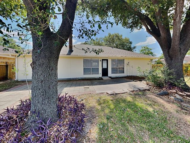 6610 Bellfield Manor Lane, Houston, TX 77084