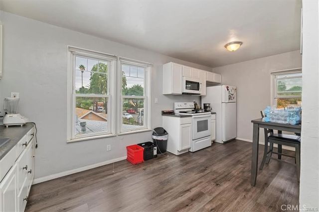 323 E Colton, Redlands, CA 92374