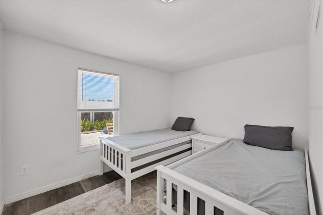 3280 HOLLY AVENUE, Englewood, FL 34224