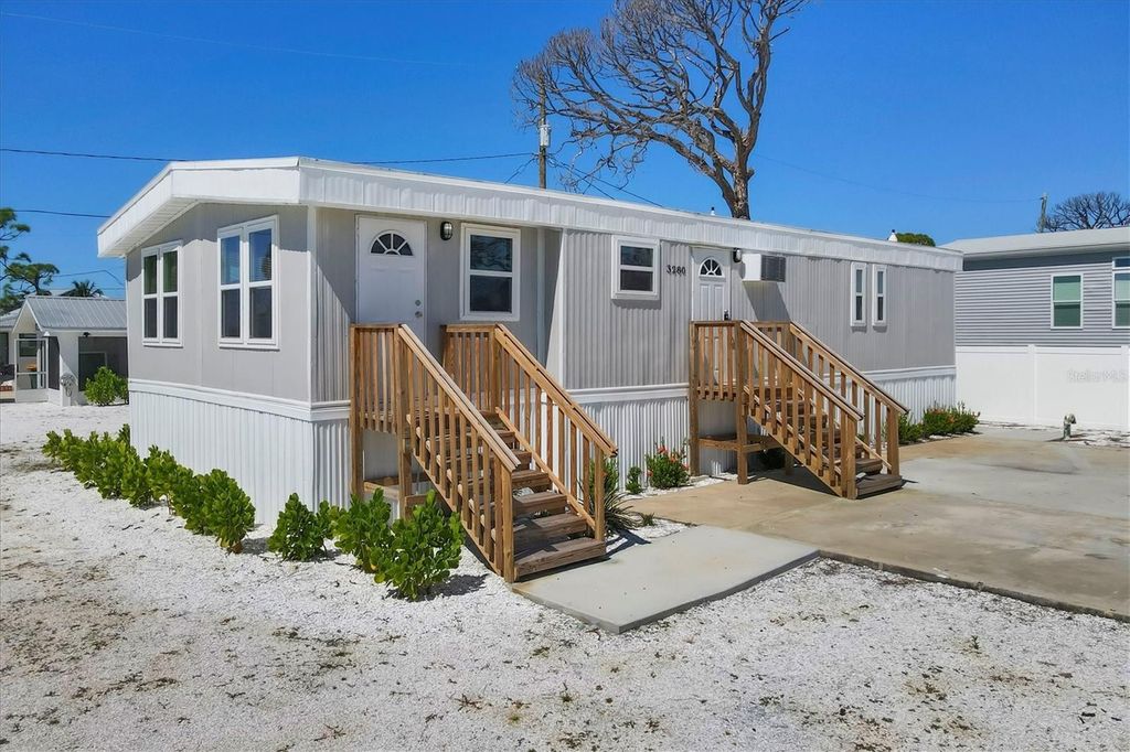 3280 HOLLY AVENUE, Englewood, FL 34224