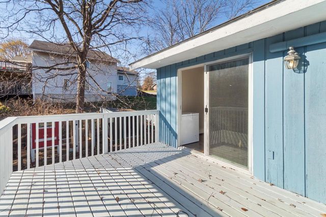 305 South Road, Mount Horeb, WI 53572