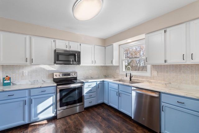 305 South Road, Mount Horeb, WI 53572