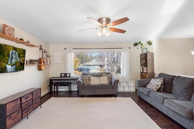 305 South Road, Mount Horeb, WI 53572