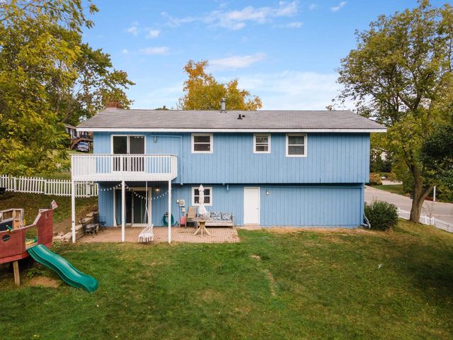 305 South Road, Mount Horeb, WI 53572
