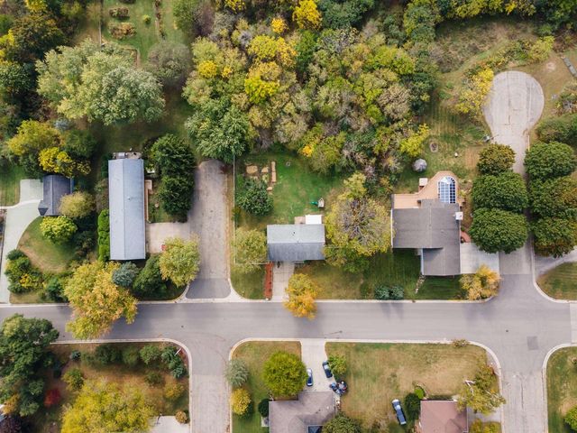 305 South Road, Mount Horeb, WI 53572