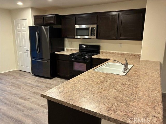 7013 Bella Strada, Fontana, CA 92336