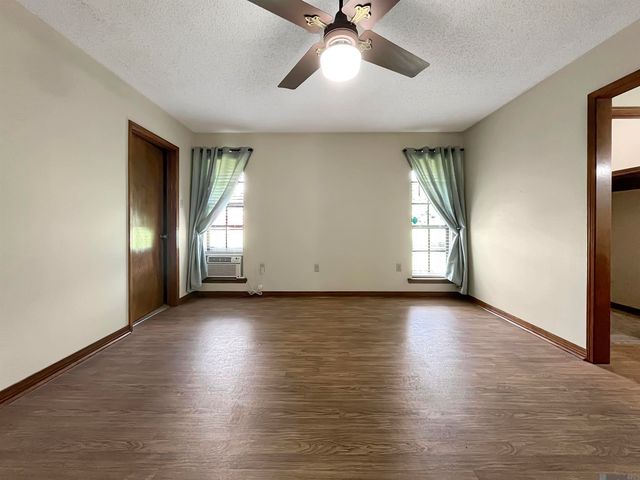 13180 Galloway Garden Rd, Walker, LA 70785