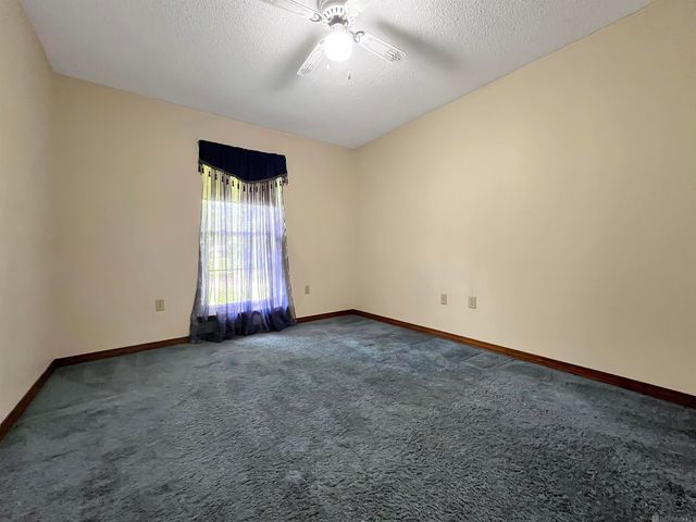 13180 Galloway Garden Rd, Walker, LA 70785