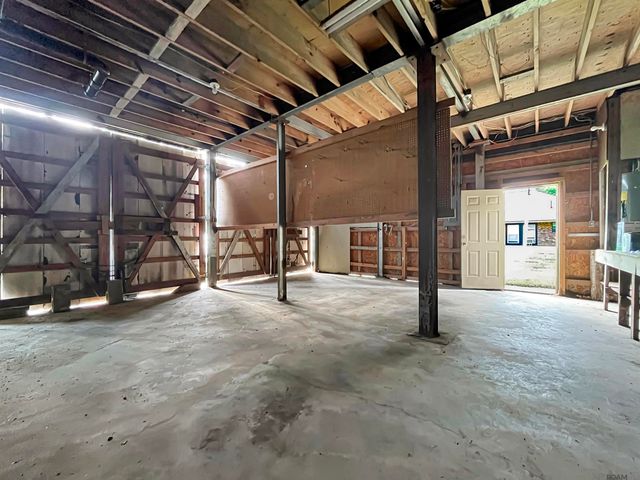 13180 Galloway Garden Rd, Walker, LA 70785