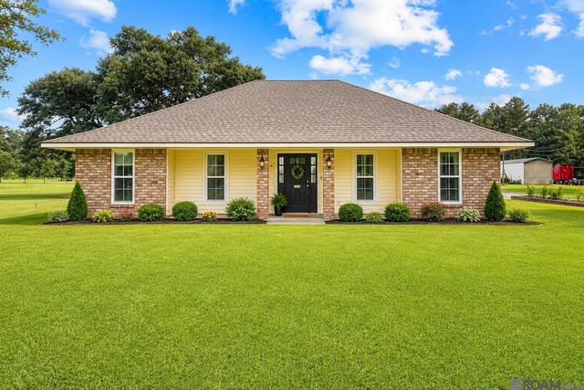 13180 Galloway Garden Rd, Walker, LA 70785
