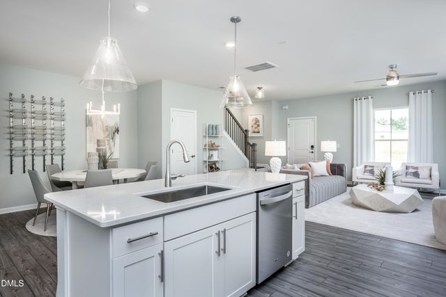 372 Abbots Mill Drive, Raleigh, NC 27603