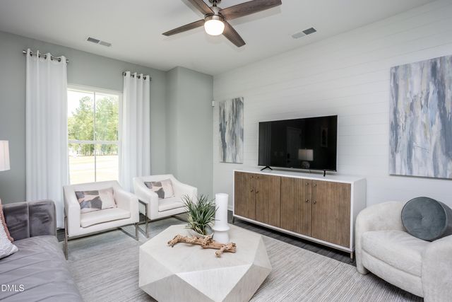 372 Abbots Mill Drive, Raleigh, NC 27603