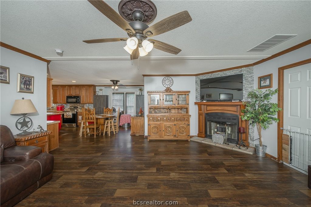 9658 Panther Creek Road, Iola, TX 77861 — photo 4
