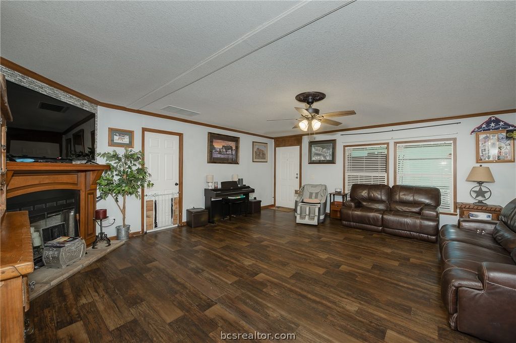 9658 Panther Creek Road, Iola, TX 77861 — photo 5