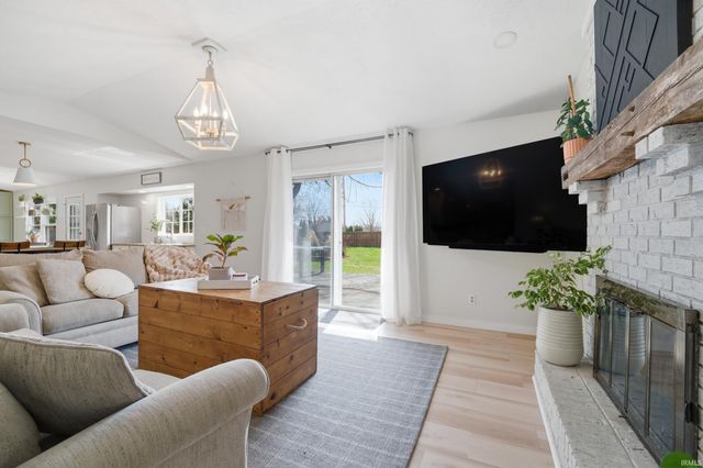 982 S Southernview Drive, Lafayette, IN 47909