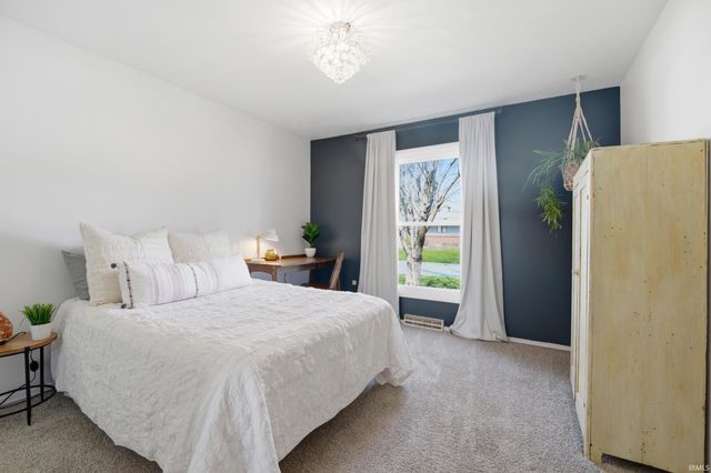 982 S Southernview Drive, Lafayette, IN 47909